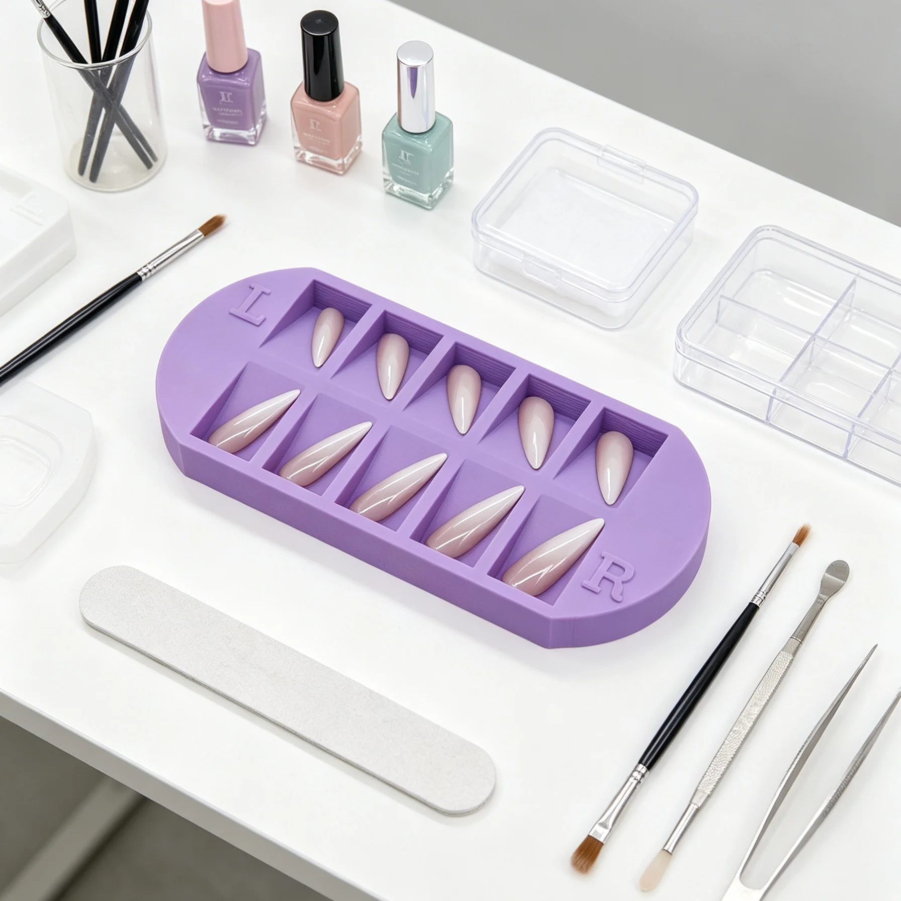 8-Grids Nail Tip Storage Tray  - Nail Art Quotes recension och pris
