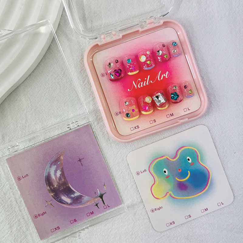 50Pcs 6.5x6.5cm 8x8cm Press On - Nail Art Quotes recension och pris